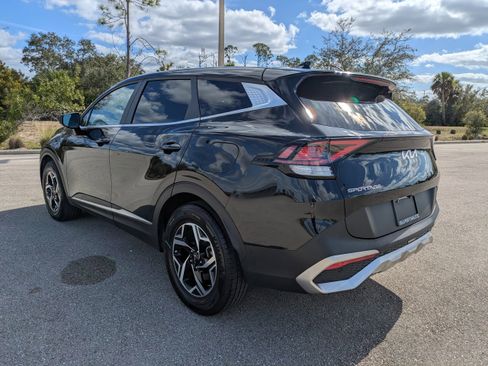 Certified 2023 Kia Sportage LX image 7