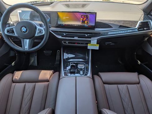 New 2026 BMW X5 xDrive40i w/ M Sport Package AWD/4WD image 15