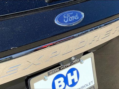 Used 2021 Ford Explorer Limited w/ Equipment Group 301A image 30