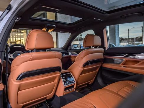 Used 2020 BMW 740i xDrive w/ M Sport Package image 42