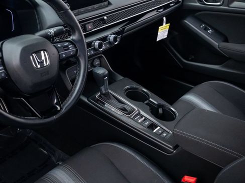 Used 2025 Honda Civic Sport image 13