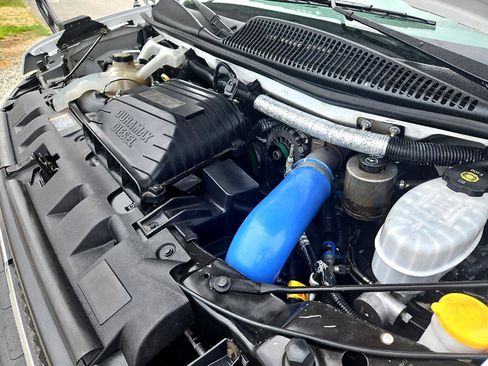 Used 2015 Chevrolet Express 3500 w/ Shuttle Bus Package image 47