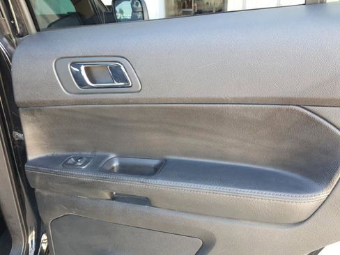 Used 2018 Ford Explorer 4WD Police Interceptor image 24