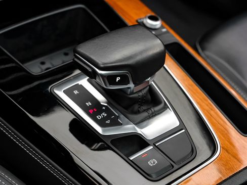 Used 2023 Audi Q5 2.0T Premium Plus w/ Premium Plus Package image 29