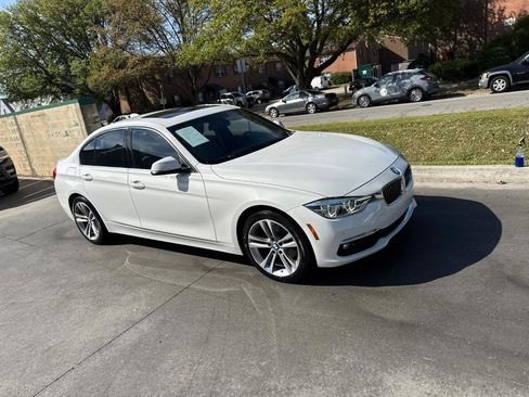 Used 2017 BMW 330i xDrive Sedan image 7
