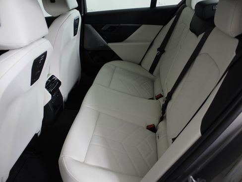 New 2026 BMW 530i xDrive w/ M Sport Package image 12