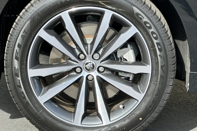 New 2026 Jaguar F-PACE R-Dynamic S AWD/4WD image 25