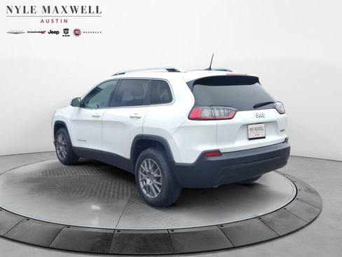 Used 2019 Jeep Cherokee Latitude w/ Popular Appearance Group image 13