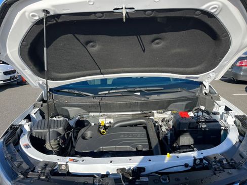 Used 2025 Chevrolet Equinox LT image 31