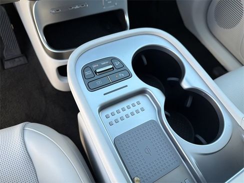 New 2026 Hyundai Ioniq 9 SEL image 32