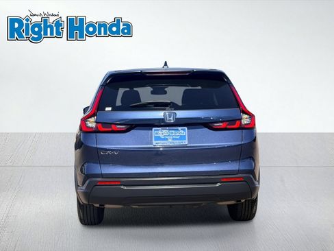 Used 2025 Honda CR-V LX image 7