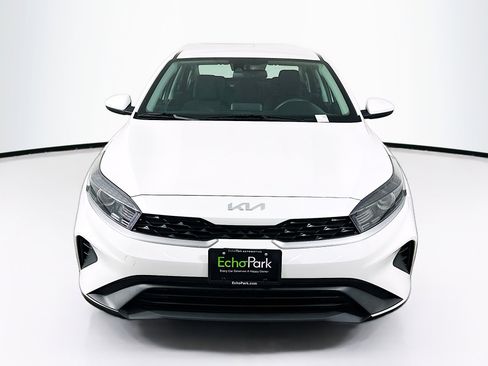 Used 2024 Kia Forte LXS image 2