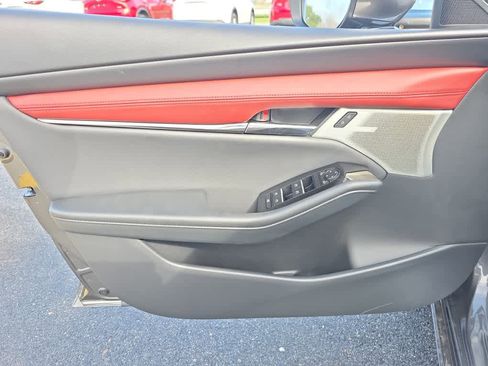 New 2026 MAZDA MAZDA3 2.5 S Hatchback w/ Premium Pkg FWD image 15