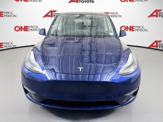 Used 2022 Tesla Model Y Long Range AWD/4WD image 2