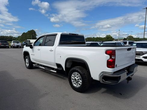 Used 2021 Chevrolet Silverado 2500 LT w/ Z71 Off-Road Package AWD/4WD image 3