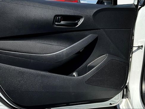 Used 2024 Toyota Corolla LE image 20