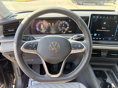 New 2025 Volkswagen Tiguan S image 25