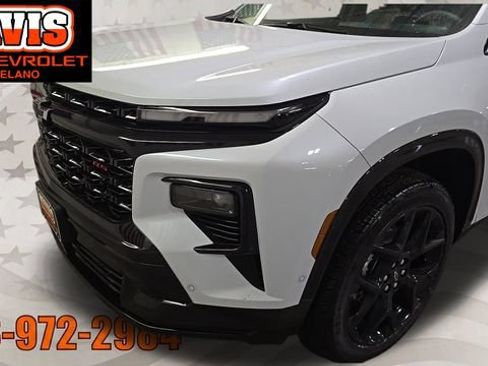 New 2026 Chevrolet Traverse RS w/ LPO, Floor Liner Package AWD/4WD image 7