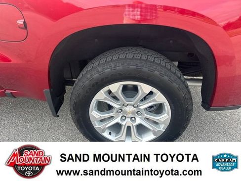 Used 2024 Chevrolet Silverado 1500 LTZ AWD/4WD image 12