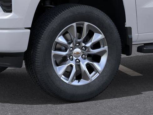 New 2026 Chevrolet Silverado 1500 Custom RWD image 9