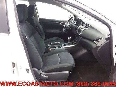 Used 2019 Nissan Sentra SV image 11