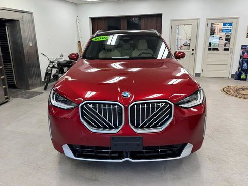 Used 2025 BMW X3 xDrive30i w/ Premium Package AWD/4WD image 34