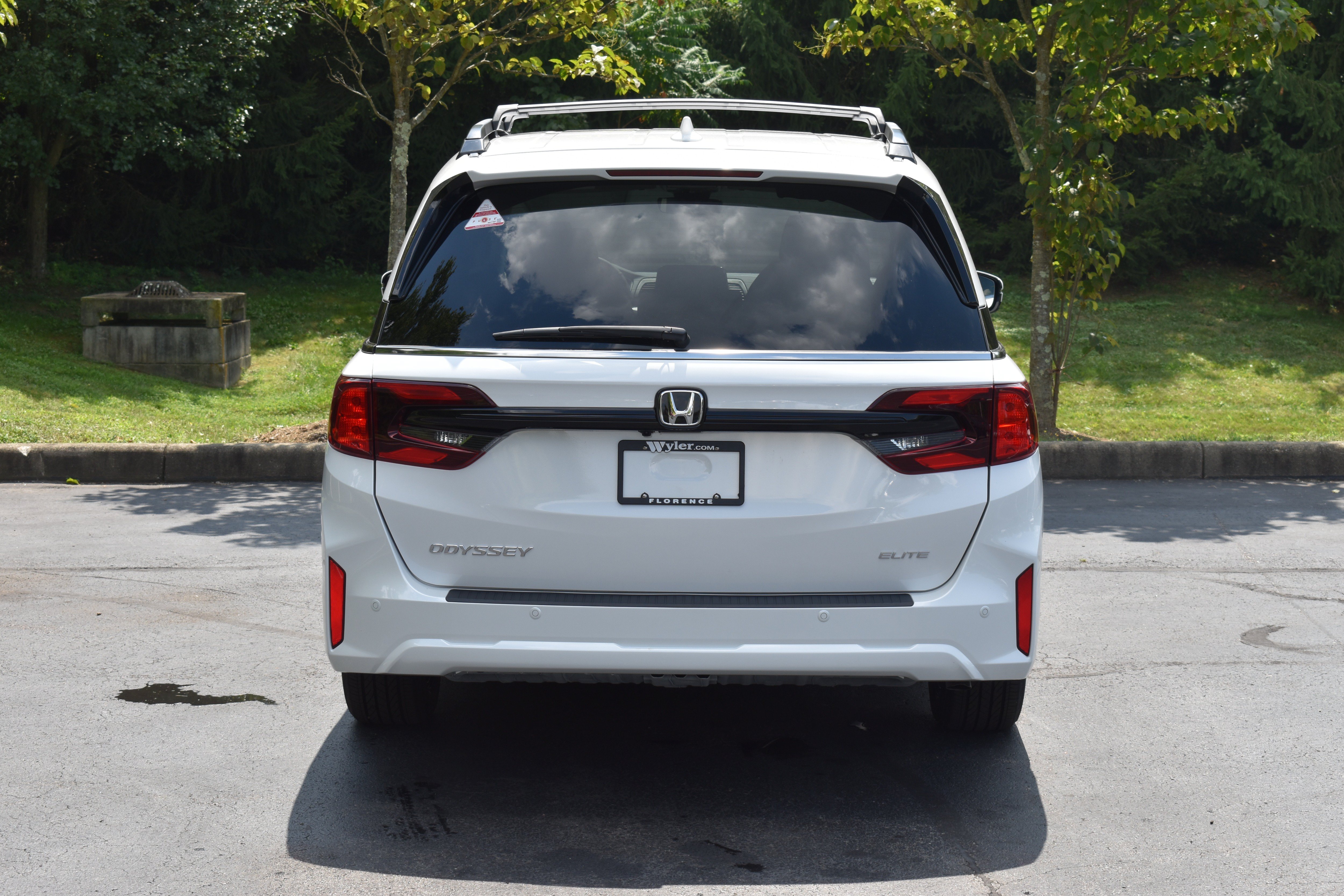 New 2027 Honda Odyssey Elite image 7