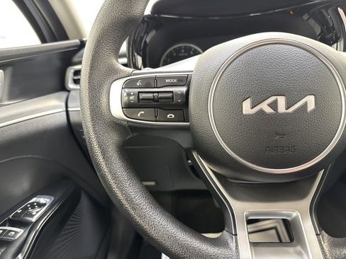 Used 2023 Kia K5 LXS image 17