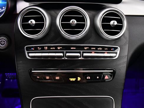 Certified 2023 Mercedes-Benz GLC 300 4MATIC Coupe image 14