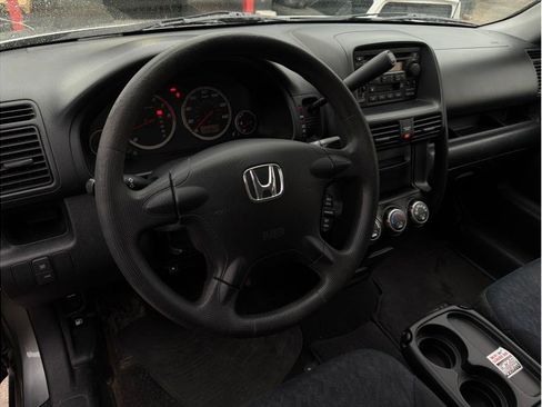 Used 2006 Honda CR-V LX image 2