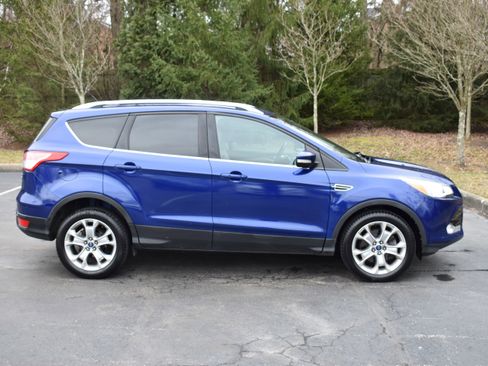 Used 2014 Ford Escape Titanium image 29