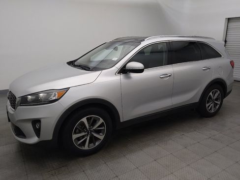Used 2019 Kia Sorento EX w/ EX Touring Package FWD image 2