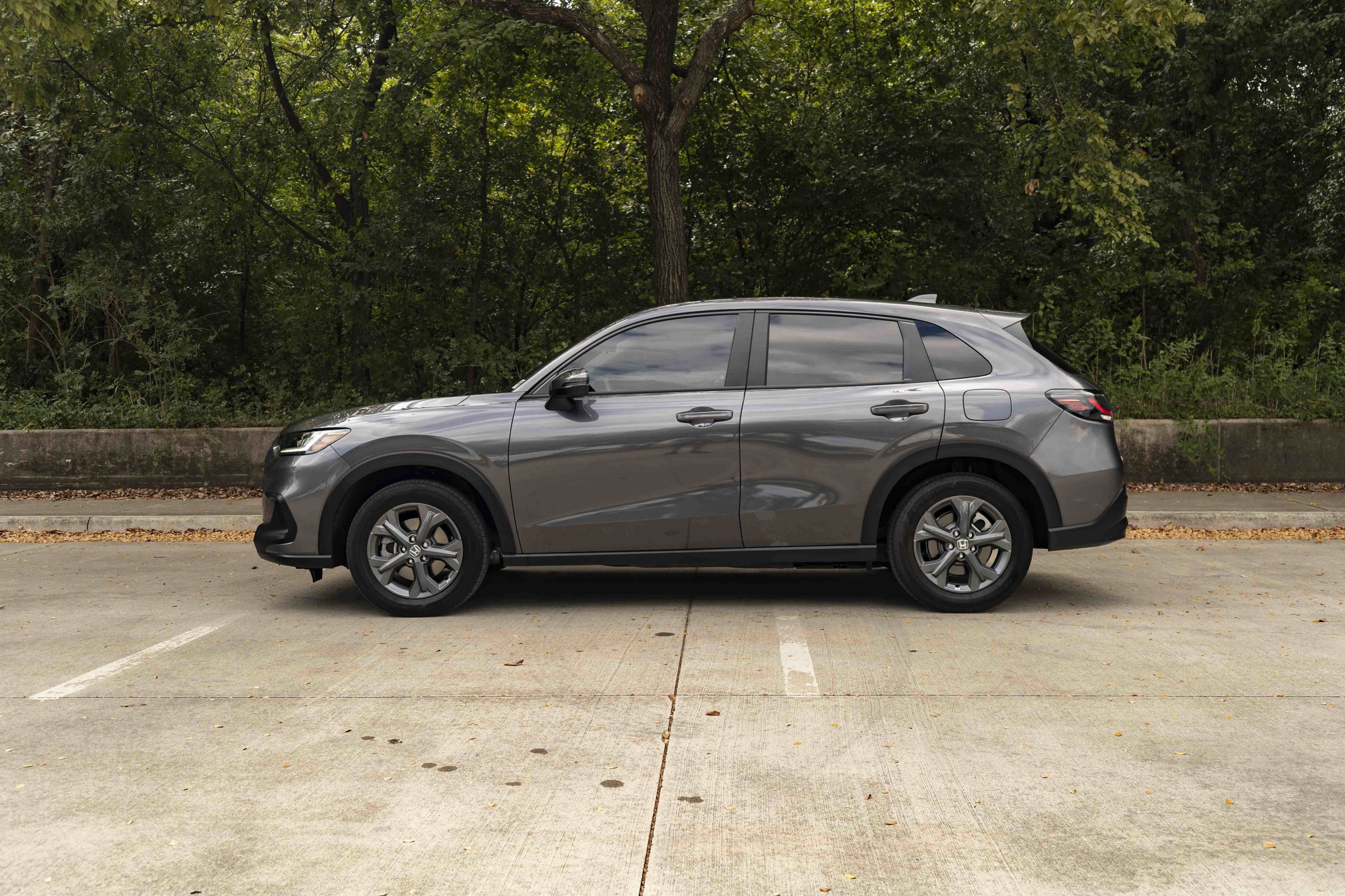 Used 2027 Honda HR-V LX image 6