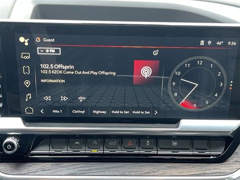 New 2026 GMC Sierra 1500 SLT image 13