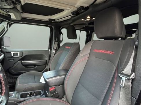 Used 2020 Jeep Wrangler Unlimited Rubicon AWD/4WD image 16