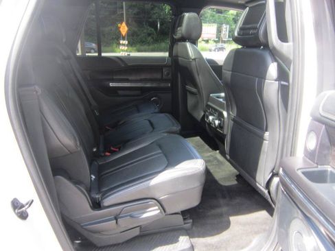 Used 2018 Ford Expedition Max Limited w/ Equipment Group 302A AWD/4WD image 9