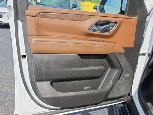 Certified 2023 Chevrolet Tahoe High Country AWD/4WD image 18