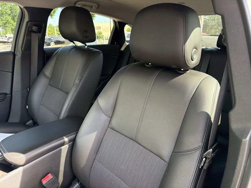 Used 2019 Chevrolet Impala LT FWD image 23