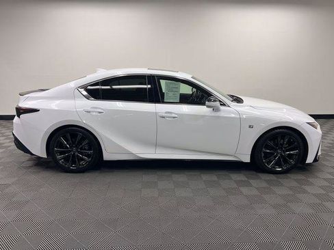 Certified 2022 Lexus IS 350 F Sport RWD image 4