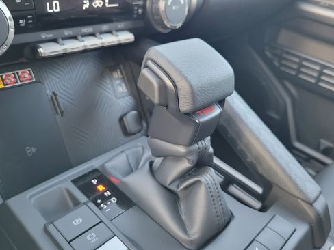 New 2026 Toyota 4Runner TRD Off-Road Premium AWD/4WD image 28