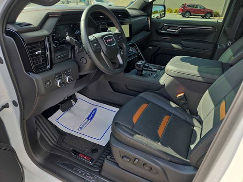 Used 2024 GMC Sierra 1500 AT4 w/ Technology Package image 13
