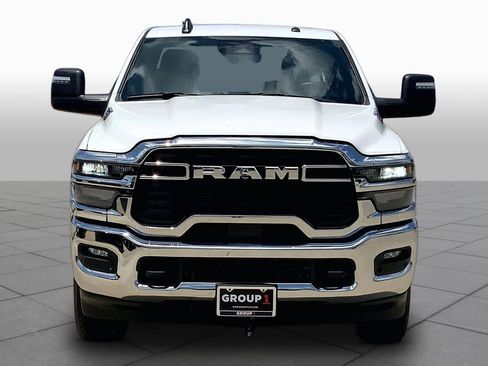 Used 2025 RAM 2500 Big Horn AWD/4WD image 4