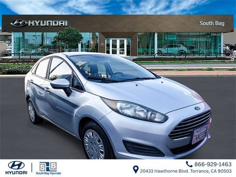 Used 2016 Ford Fiesta S image 1