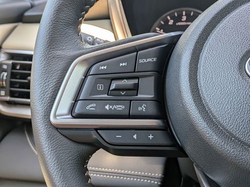 Certified 2025 Subaru Outback Limited image 30