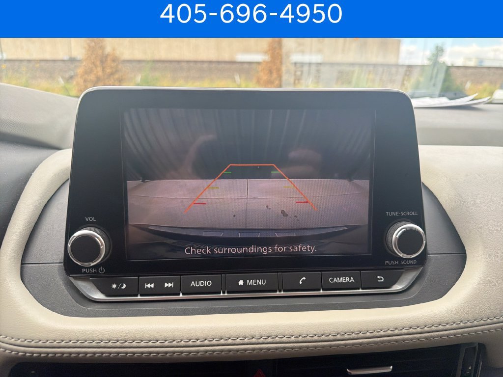 Used 2023 Nissan Rogue SV FWD image 32