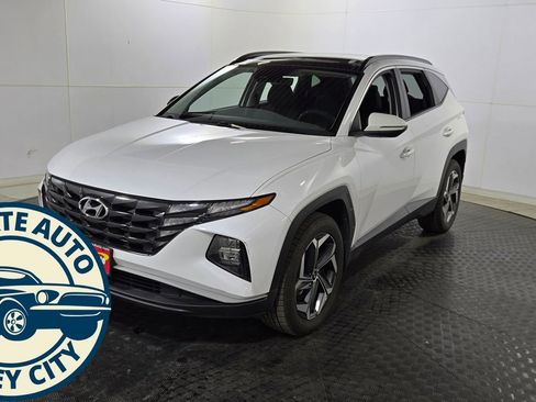 Used 2022 Hyundai Tucson SEL w/ Cargo Package image 3