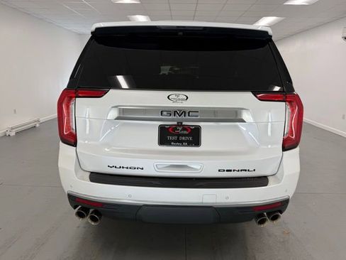 Used 2022 GMC Yukon Denali image 7