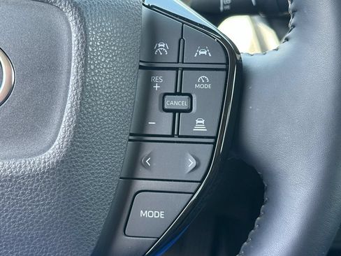 Used 2025 Toyota Prius Limited FWD image 25