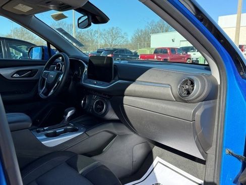 Used 2024 Chevrolet Blazer LT w/ Convenience Package image 22