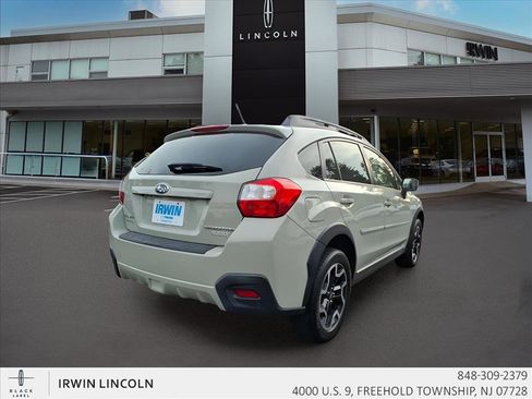 Used 2017 Subaru Crosstrek 2.0i Premium image 19